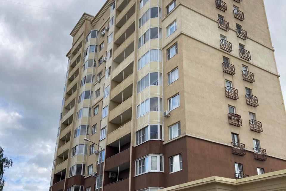 Продаётся 2-комнатная квартира, 76.28 м²