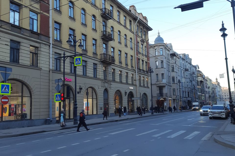 Продаётся комната в 5-комн. квартире, 34.4 м²