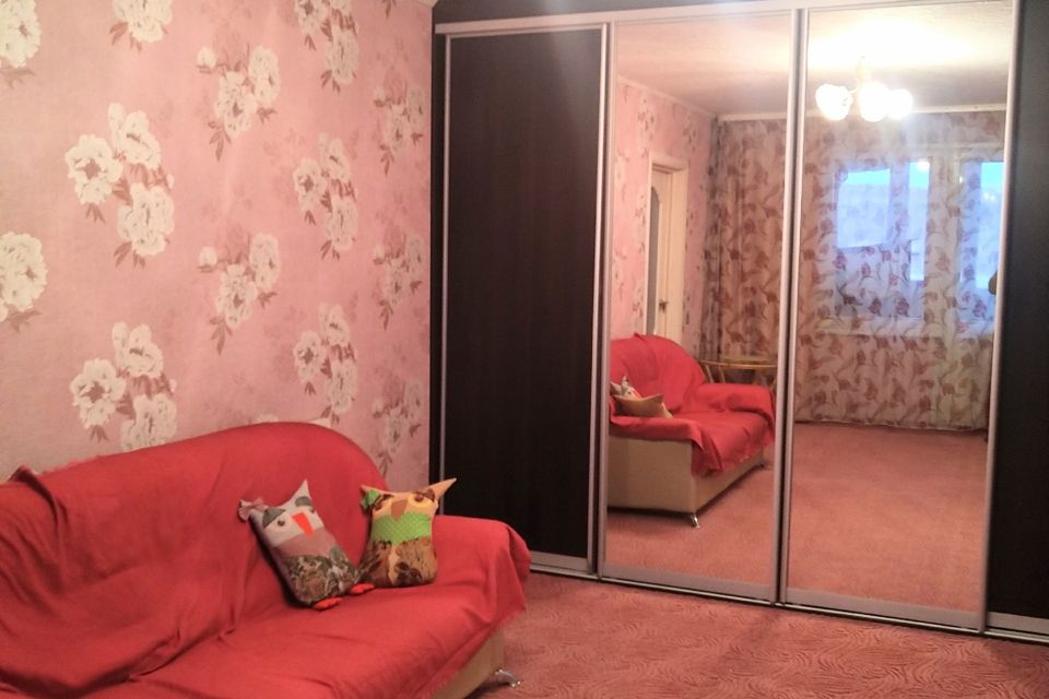 Продаётся 3-комнатная квартира, 57 м²