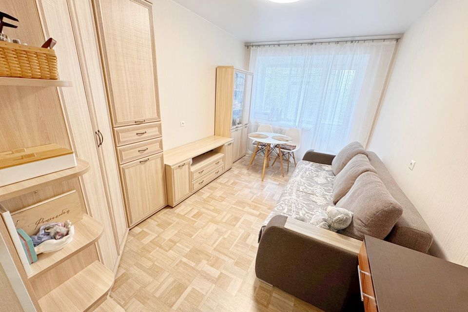 Продаётся 2-комнатная квартира, 42.8 м²