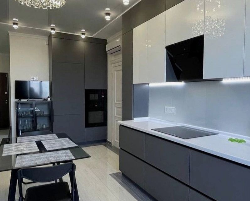 Продаётся 2-комнатная квартира, 56.8 м²
