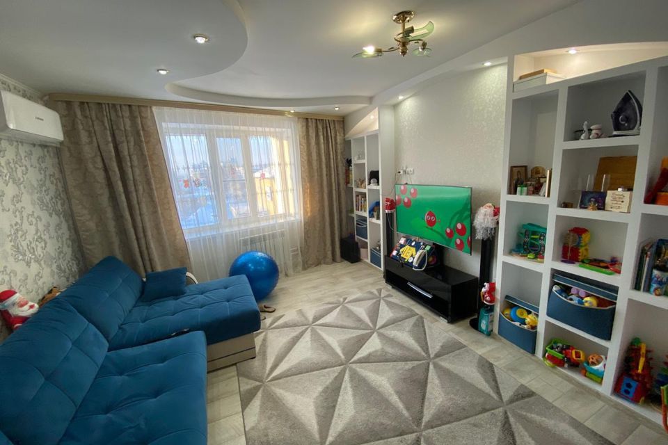 Продаётся 2-комнатная квартира, 66.4 м²