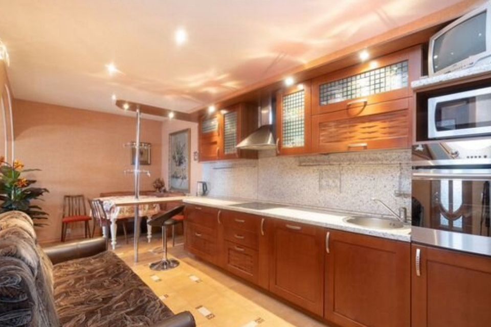 Продаётся 3-комнатная квартира, 74 м²