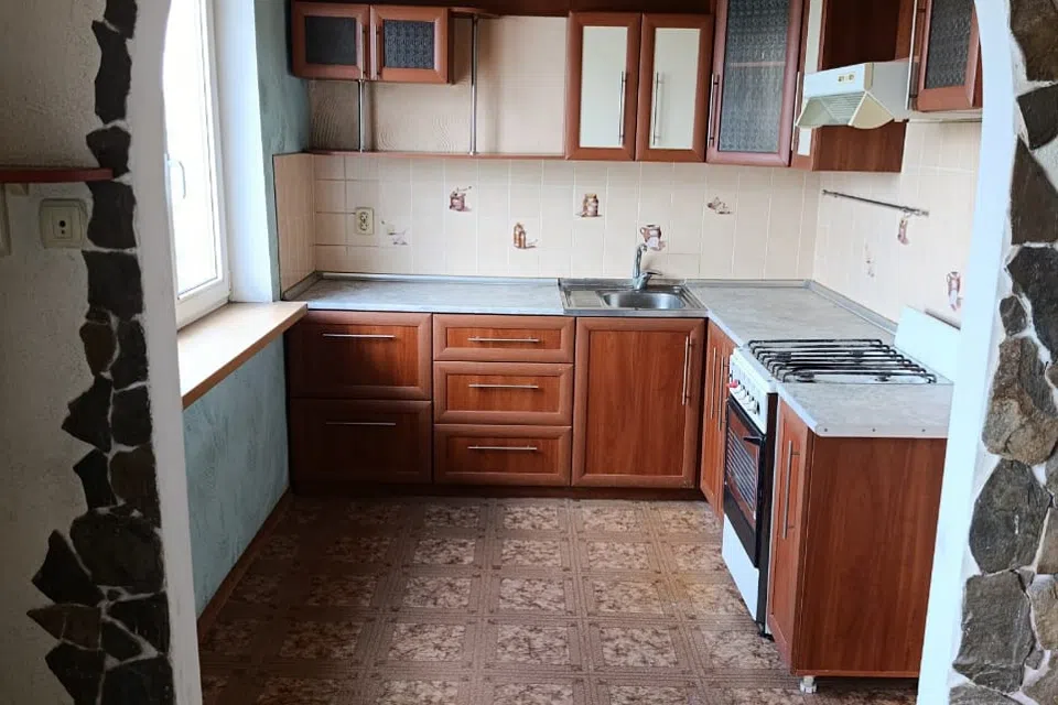 Продаётся 4-комнатная квартира, 82.2 м²