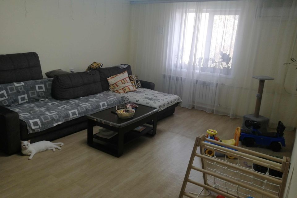 Продаётся 3-комнатная квартира, 76 м²