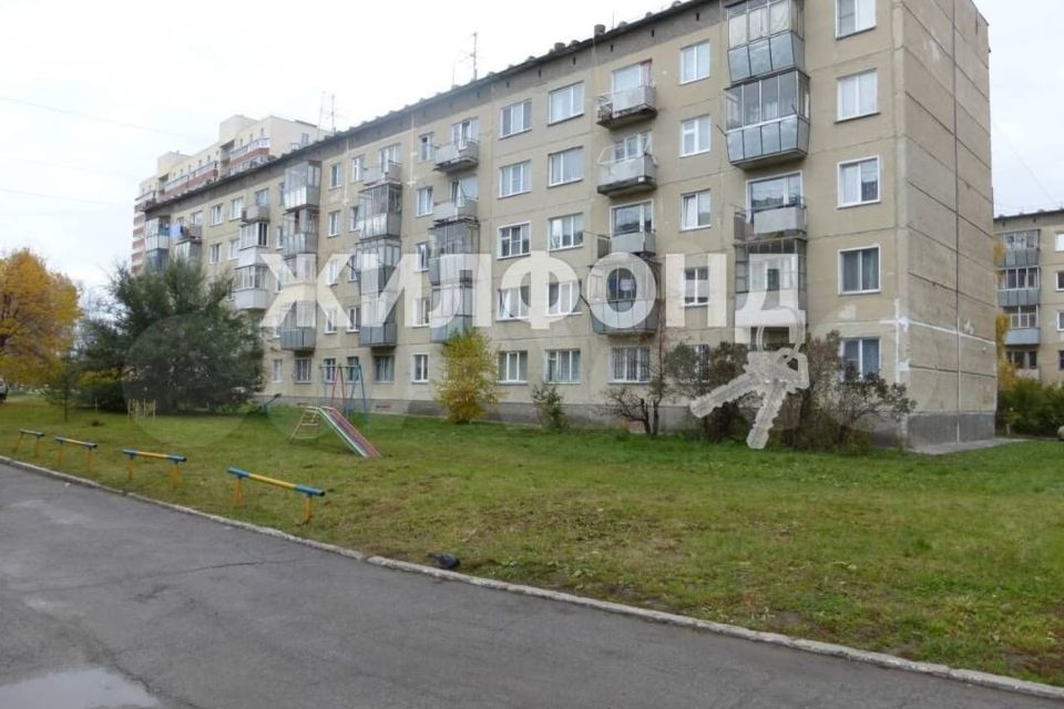 Лунная 14 бердск. Лунная 10 Бердск. Бердск улица Лунная. 10 Лунный. Фото дома Лунная,28 Бердск