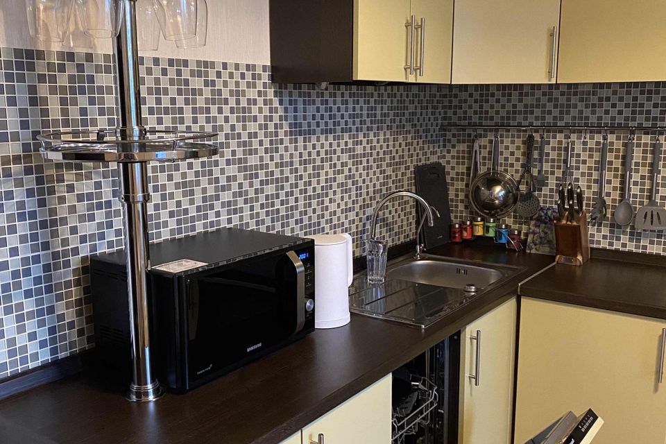 Продаётся 1-комнатная квартира, 41.4 м²