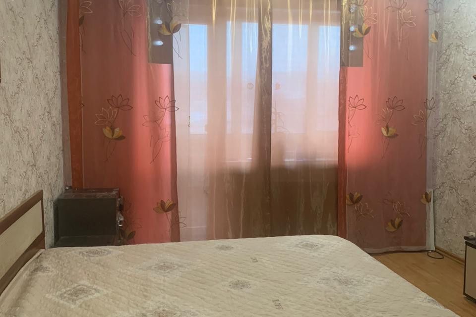 Продаётся 4-комнатная квартира, 92 м²