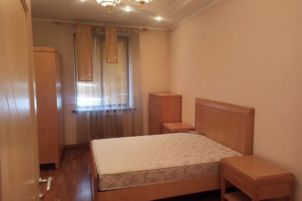 Продаётся 3-комнатная квартира, 87 м²