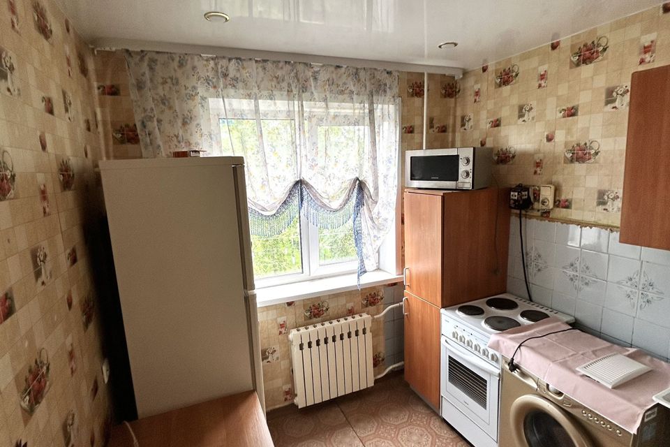 Продаётся 3-комнатная квартира, 58.2 м²