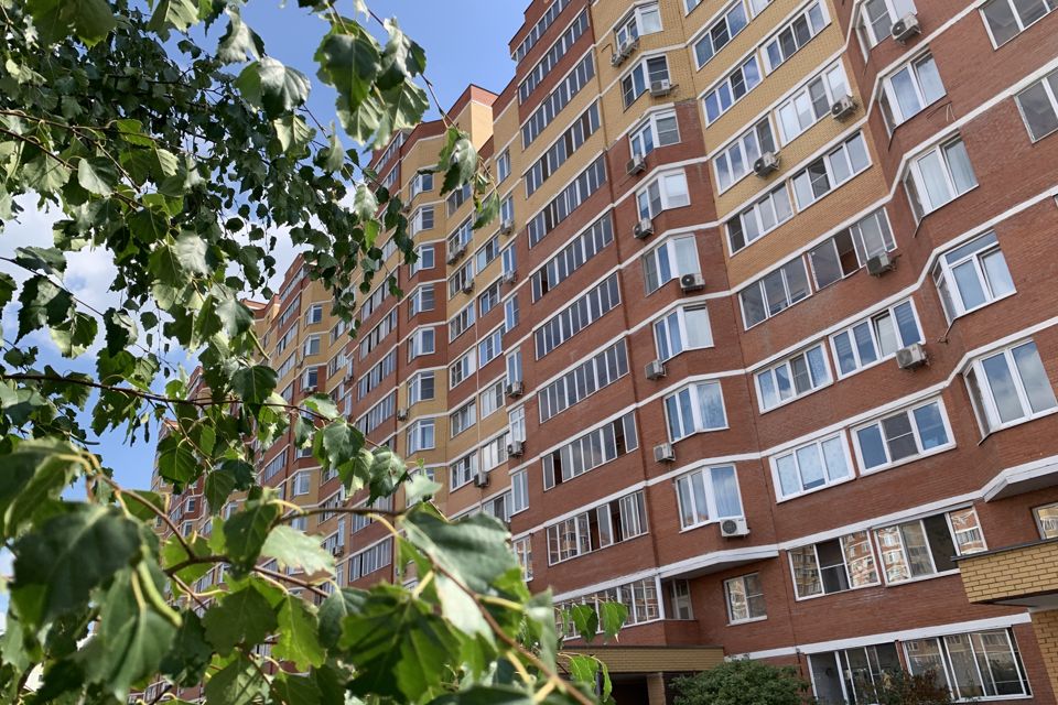 Продаётся 2-комнатная квартира, 80 м²