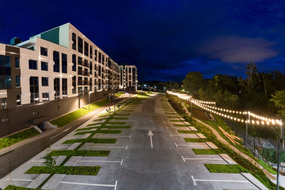 Продаётся 1-комнатная квартира, 82.6 м²