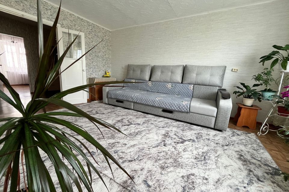 Продаётся 4-комнатная квартира, 78 м²