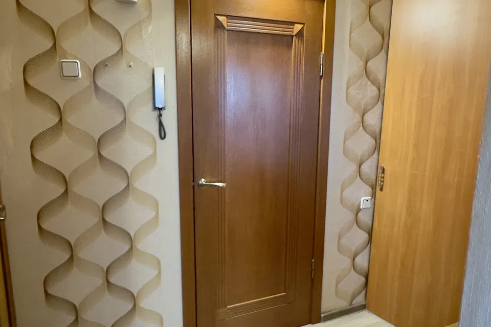 Продаётся 1-комнатная квартира, 37.4 м²
