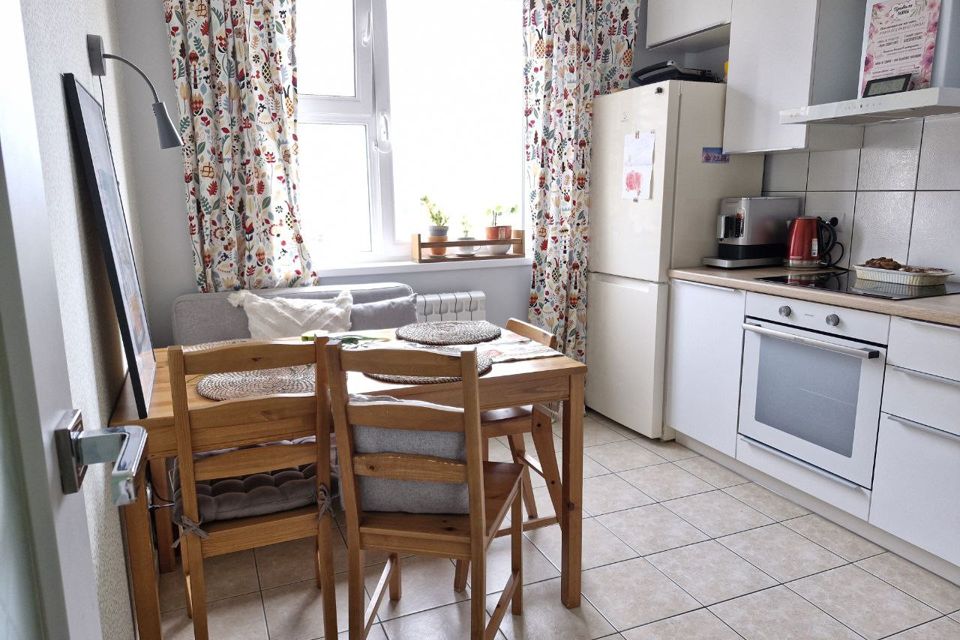 Продаётся 2-комнатная квартира, 54 м²