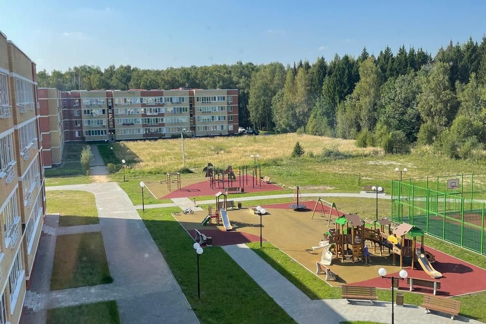 Продаётся 3-комнатная квартира, 106.8 м²