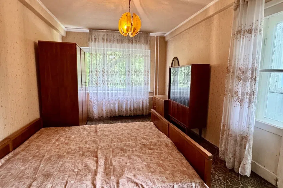 Продаётся 3-комнатная квартира, 60.8 м²