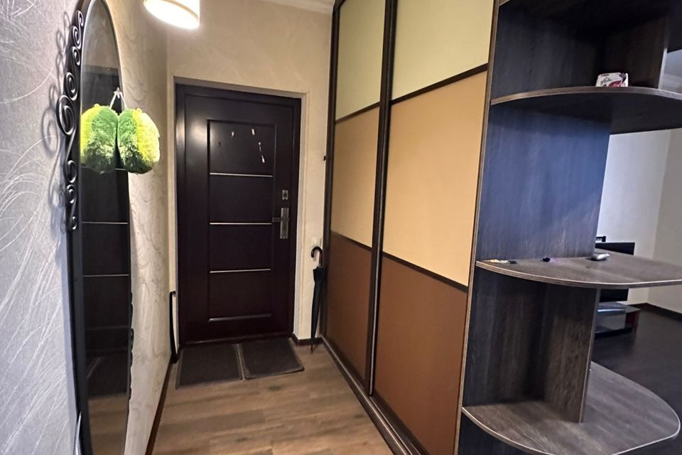 Продаётся 2-комнатная квартира, 65.4 м²