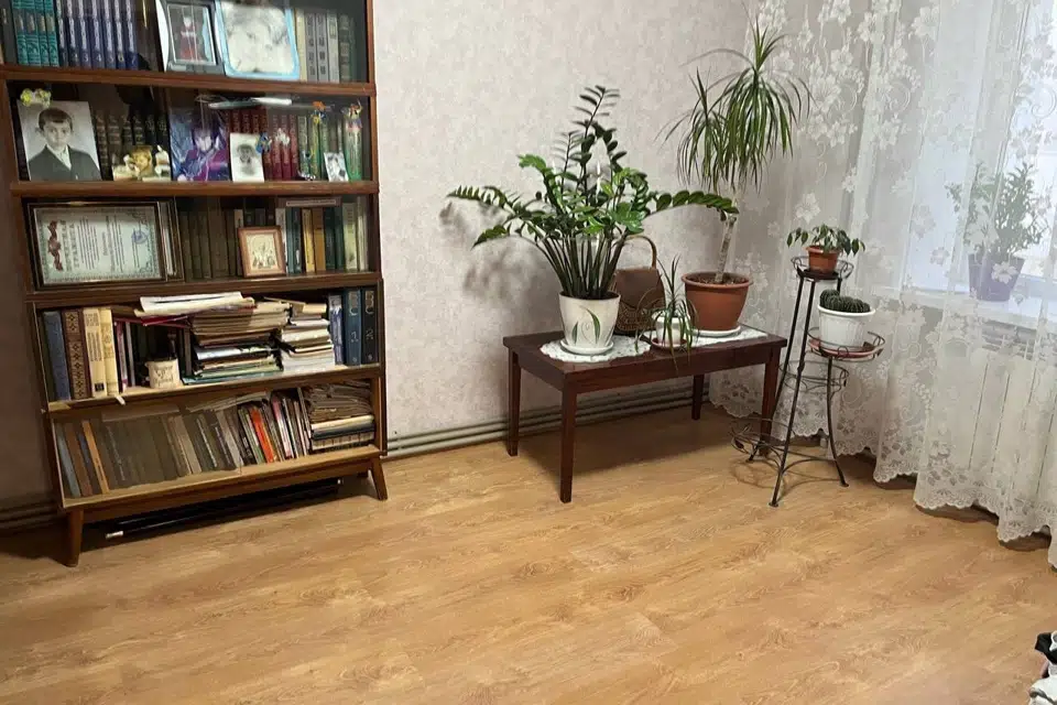 Продаётся 4-комнатная квартира, 80 м²