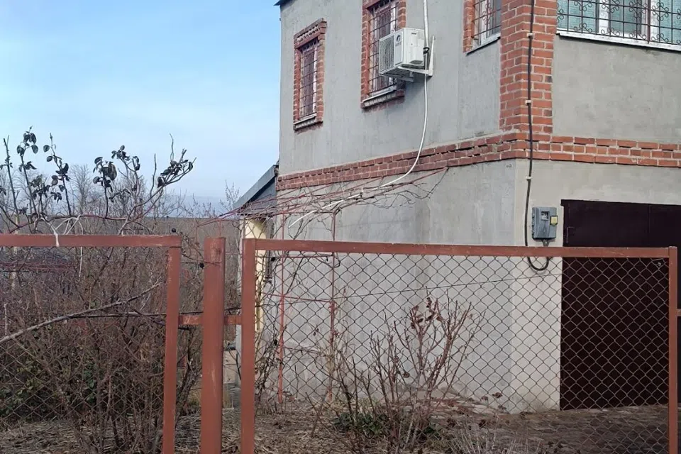 Продаётся 2-этажный дом, 80 м²