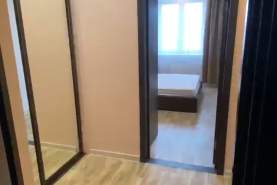 Продаётся 1-комнатная квартира, 37.2 м²