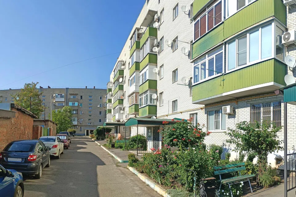 Продаётся 3-комнатная квартира, 51.9 м²