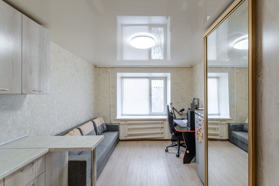 Продаётся комната в 1-комн. квартире, 12.8 м²