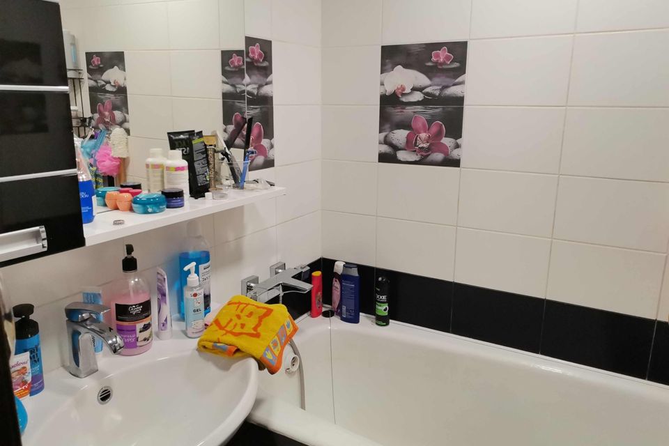 Сдаётся 4-комнатная квартира, 77.1 м²