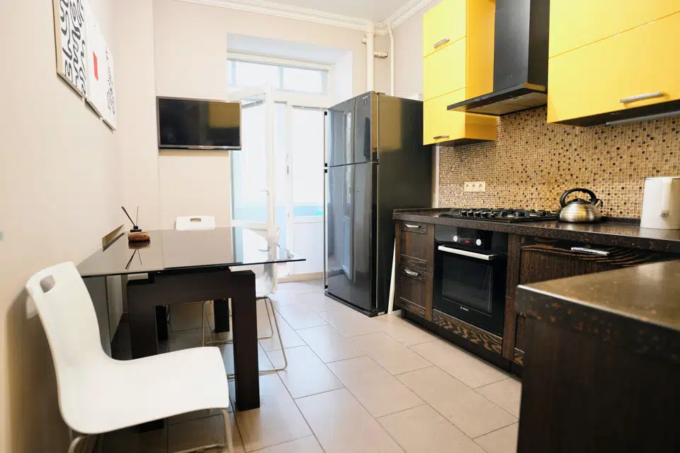 Продаётся 4-комнатная квартира, 101.6 м²