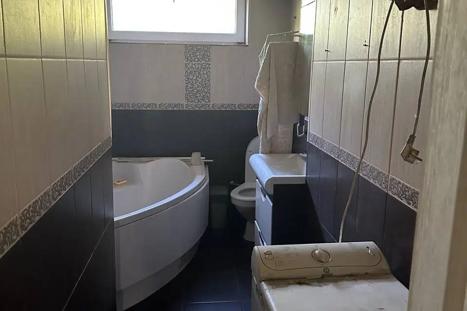 Продаётся 3-этажный дом, 112 м²