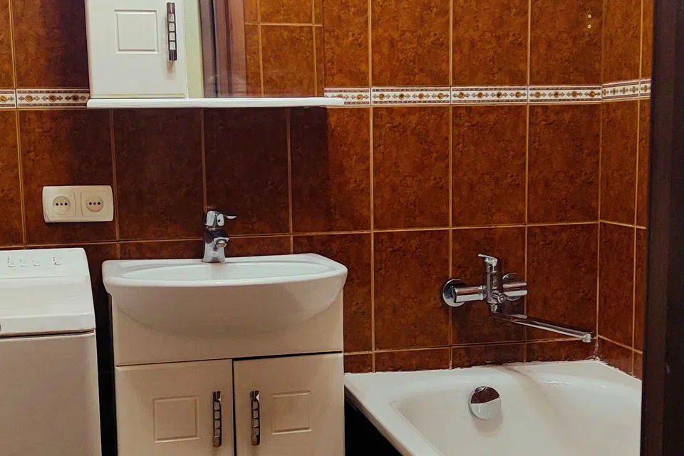 Продаётся 3-комнатная квартира, 65.2 м²