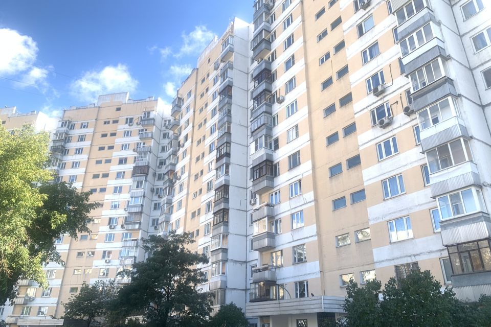 Продаётся 2-комнатная квартира, 54.2 м²