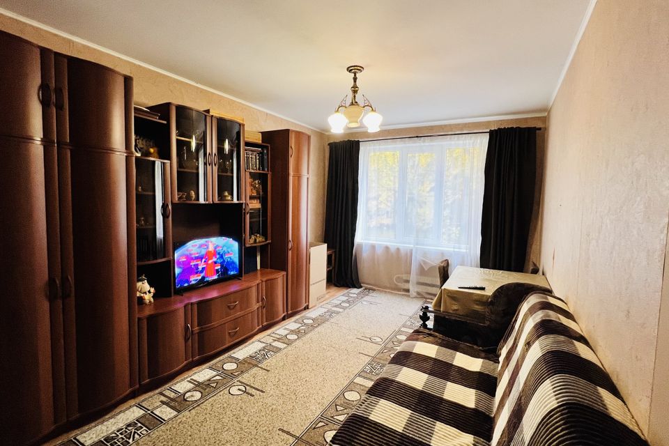 Продаётся 3-комнатная квартира, 58.3 м²