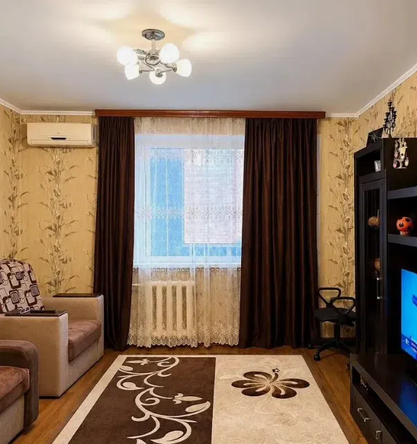 Продаётся 3-комнатная квартира, 70 м²