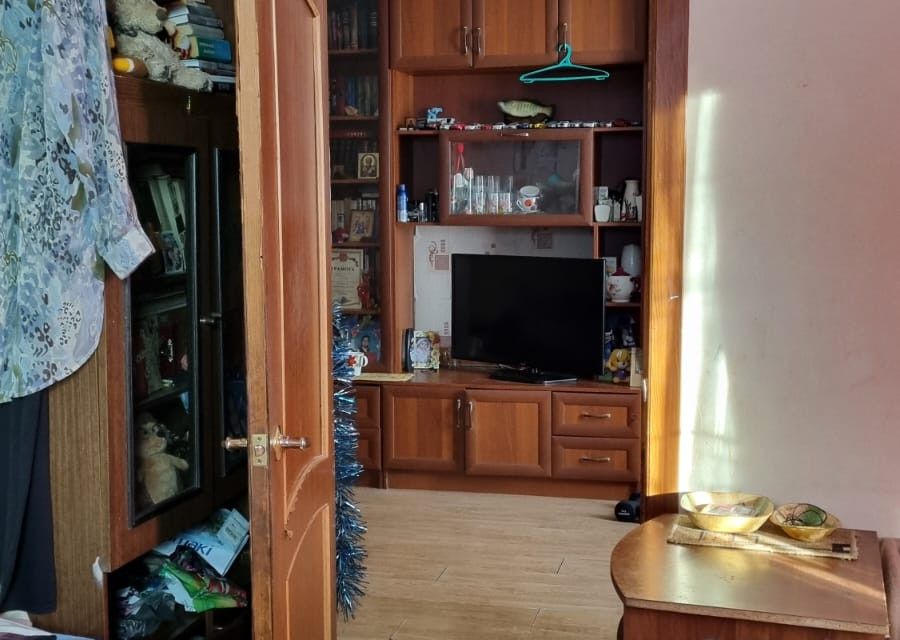 Продаётся 3-комнатная квартира, 54.9 м²