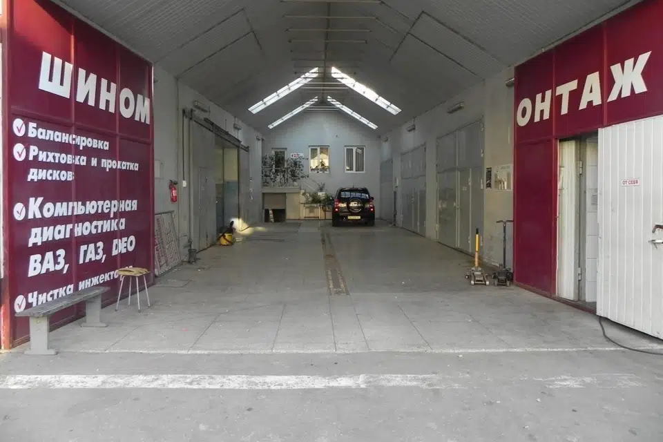 Продаётся торговое помещение, 656 м²