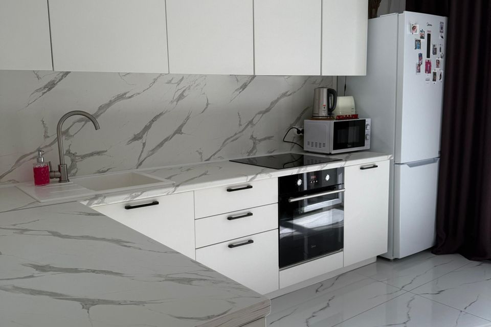 Продаётся 1-комнатная квартира, 41 м²