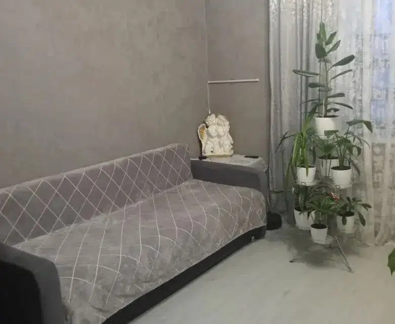 Продаётся 4-комнатная квартира, 72 м²