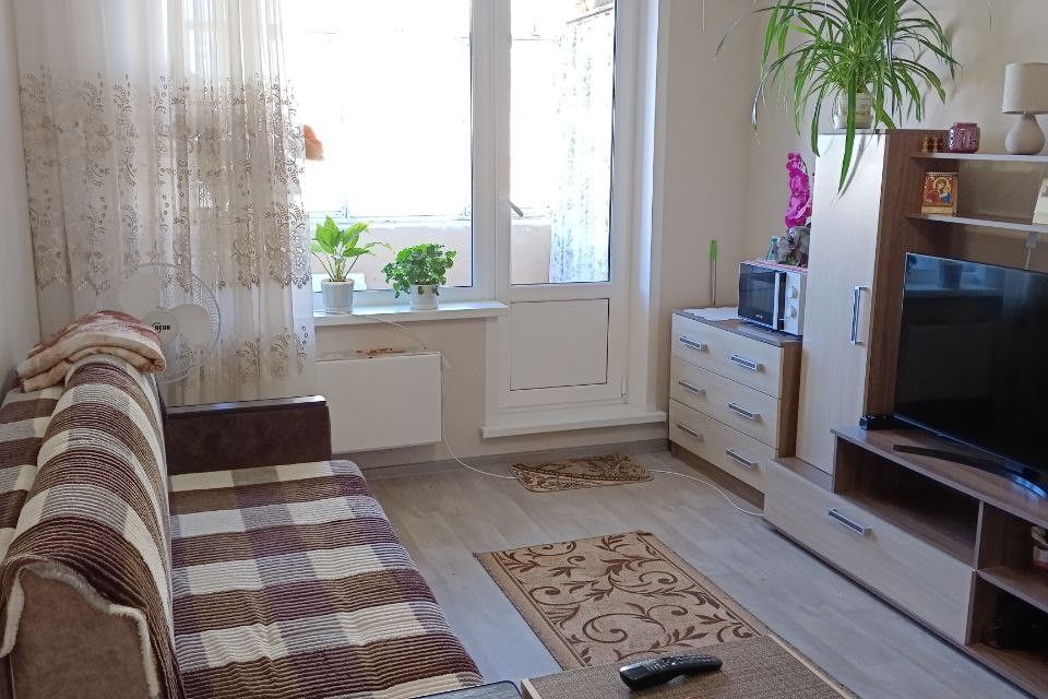 Продаётся 3-комнатная квартира, 56.7 м²
