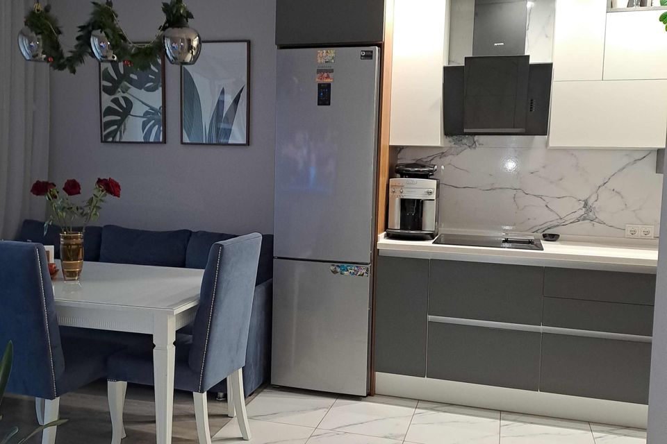 Продаётся 3-комнатная квартира, 81 м²