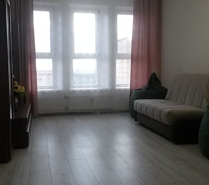 Продаётся 1-комнатная квартира, 42.1 м²