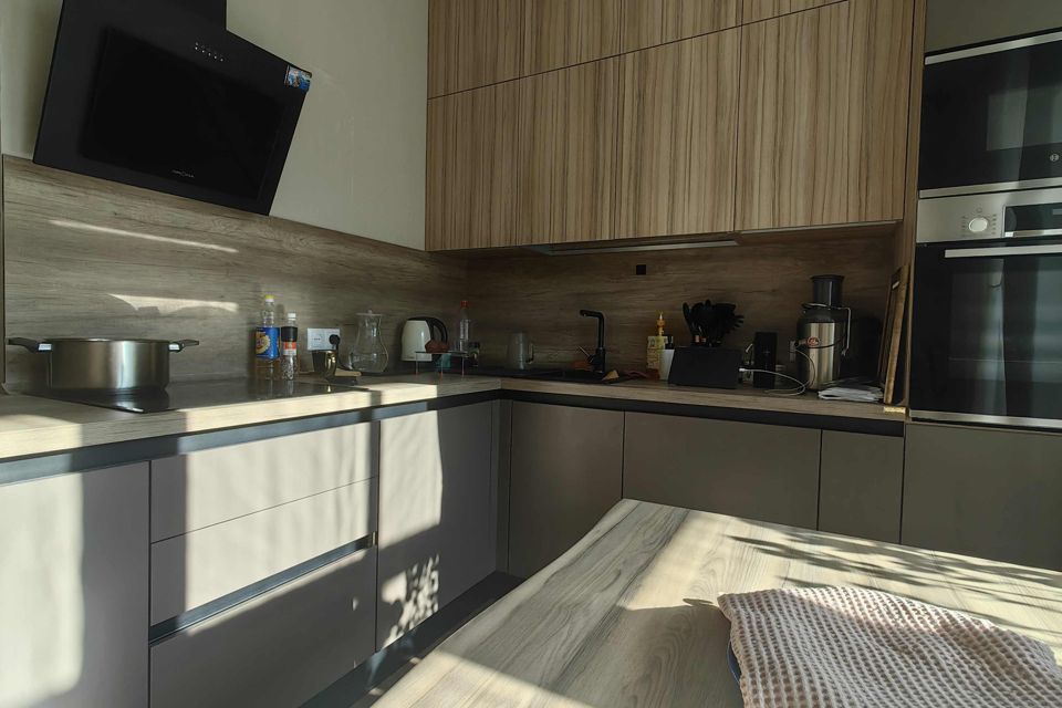 Продаётся 2-комнатная квартира, 60.9 м²