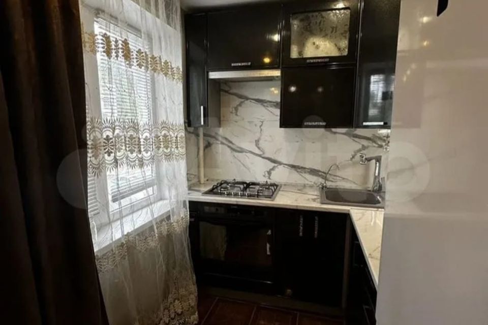 Продаётся 3-комнатная квартира, 62.3 м²