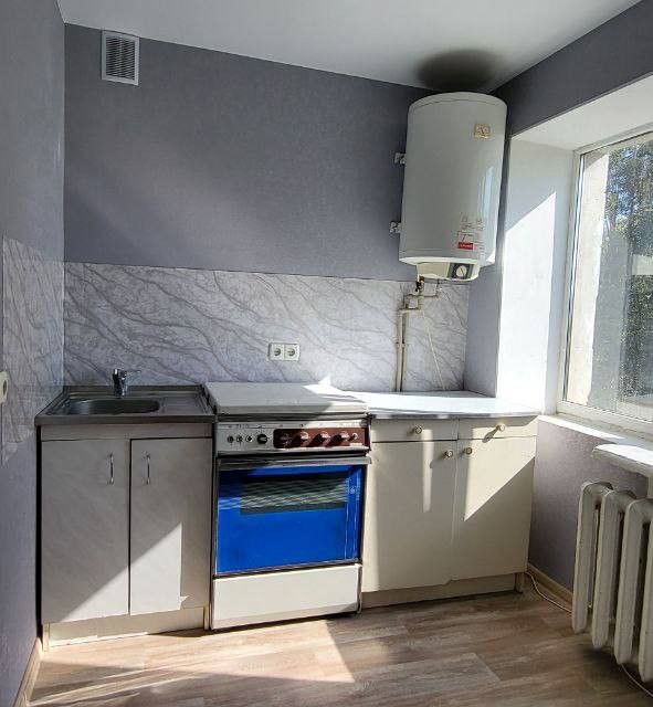 Продаётся 4-комнатная квартира, 70 м²