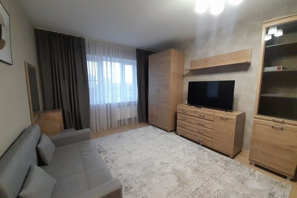 Продаётся 1-комнатная квартира, 43.2 м²