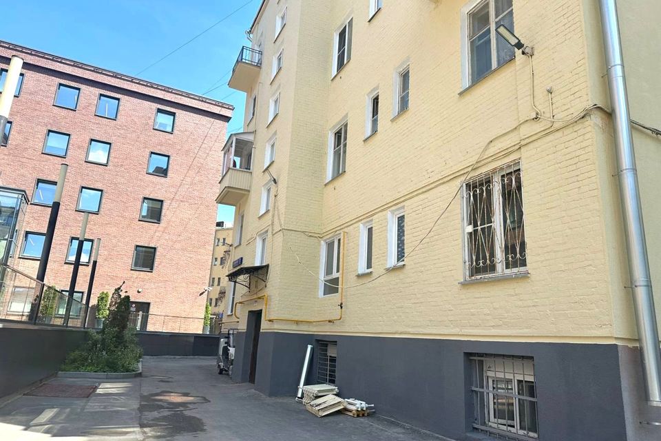Продаётся студия, 58 м²