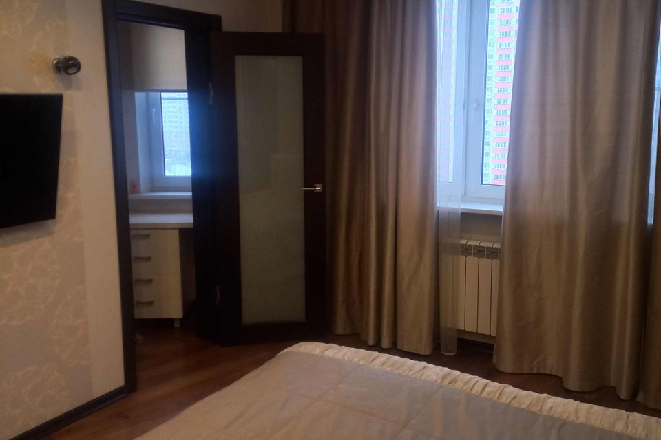 Продаётся 4-комнатная квартира, 103 м²