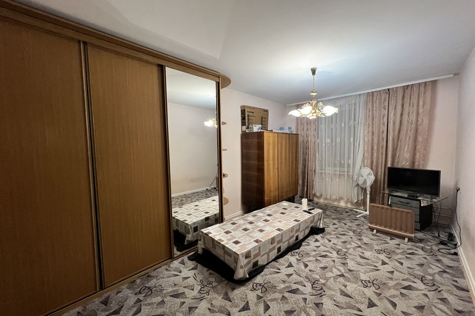 Продаётся 3-комнатная квартира, 63 м²