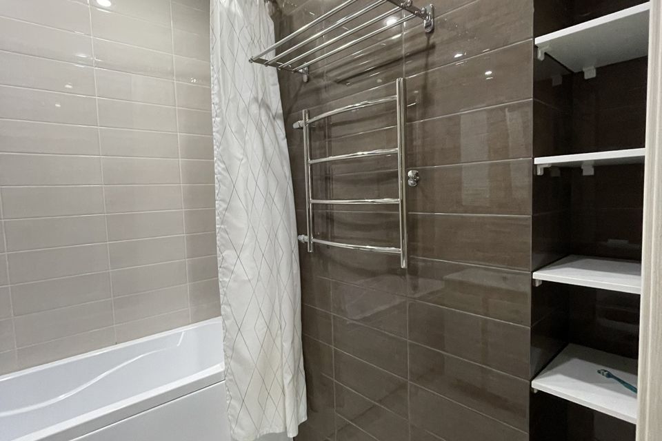 Продаётся 2-комнатная квартира, 66.9 м²