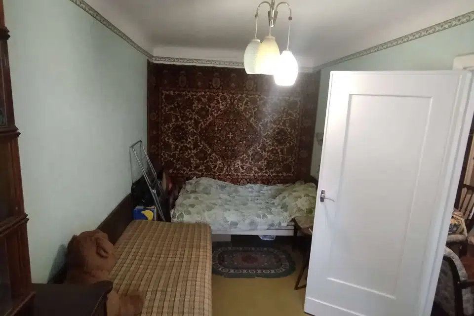 Продаётся 3-комнатная квартира, 55.8 м²